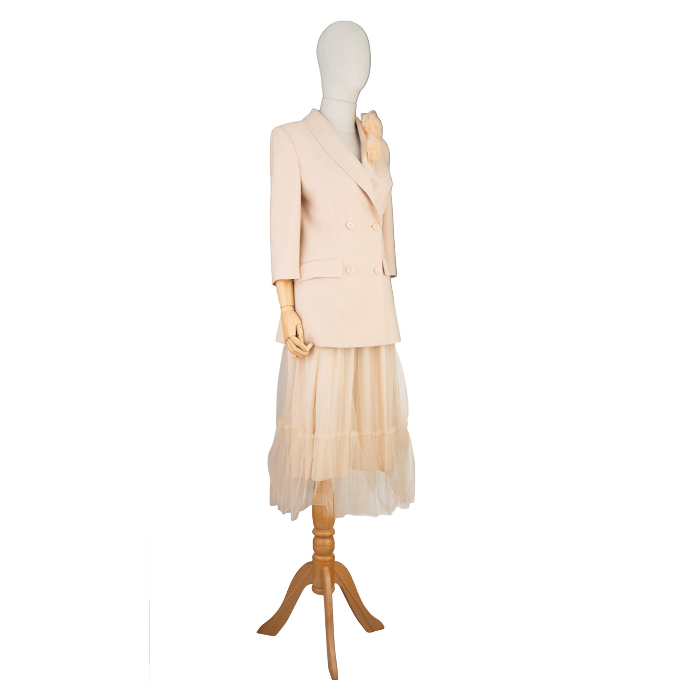 Soft Pastel Suit with Floral Detail and Tulle Skirt – Feminine and Refined
